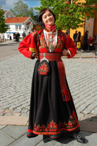 Norwegian_traditional_costume